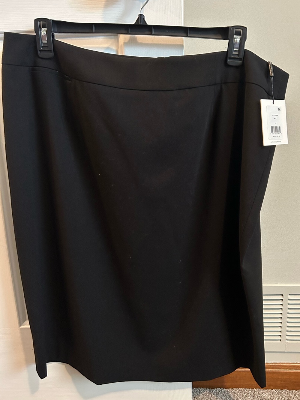 NWT Calvin Klein Women’s Black Skirt, Size 18W